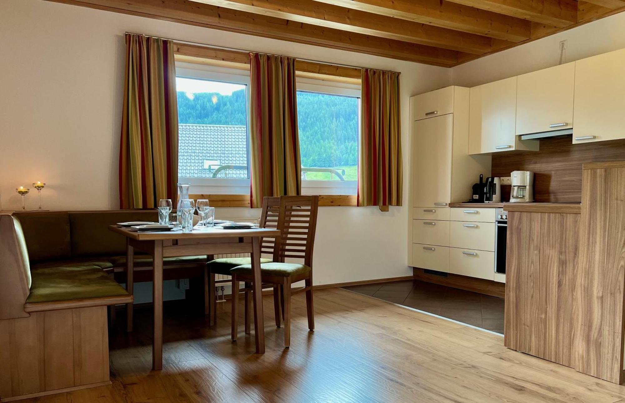 Landhotel - Apartments Bauer Hintergöriach Exterior foto